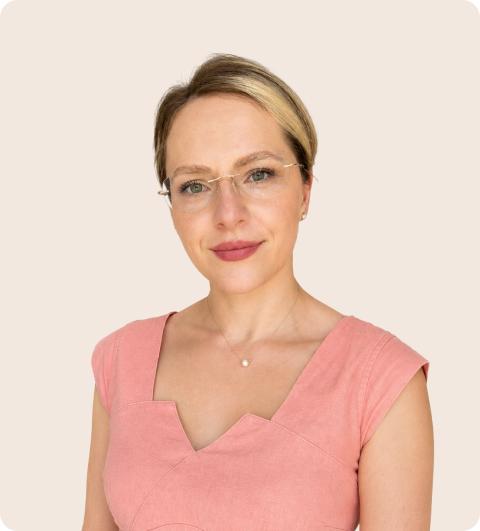 Dr. Andra Florentina Brindus